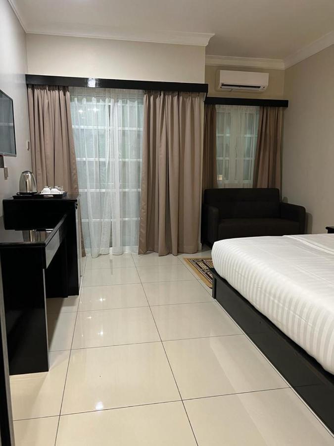 Aneeda Inn Пантай-Сенанг Экстерьер фото