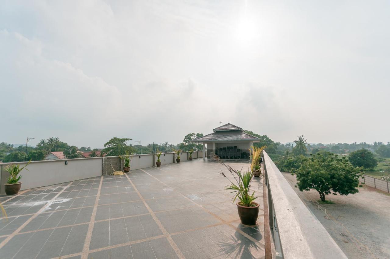 Aneeda Inn Пантай-Сенанг Экстерьер фото